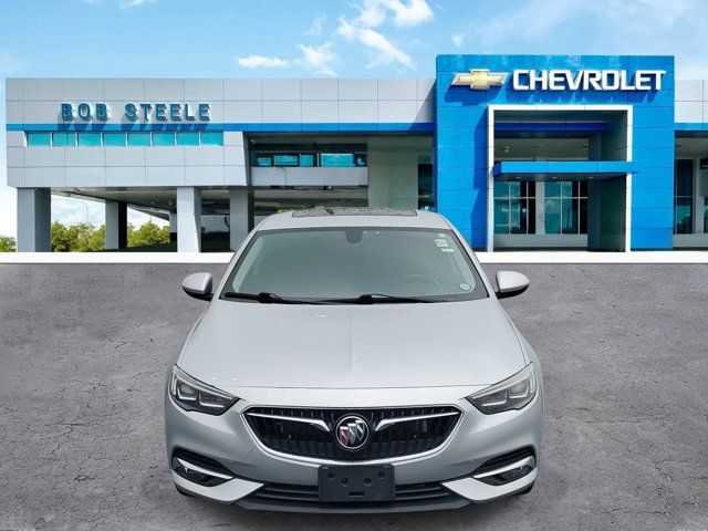 2018 Buick Regal Sportback Essence