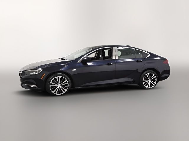 2018 Buick Regal Sportback Essence