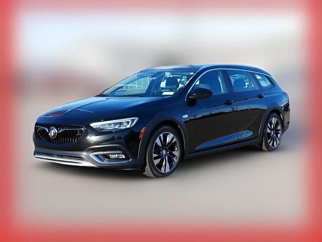 2018 Buick Regal TourX Essence