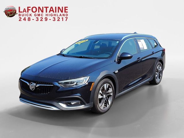 2018 Buick Regal TourX Essence