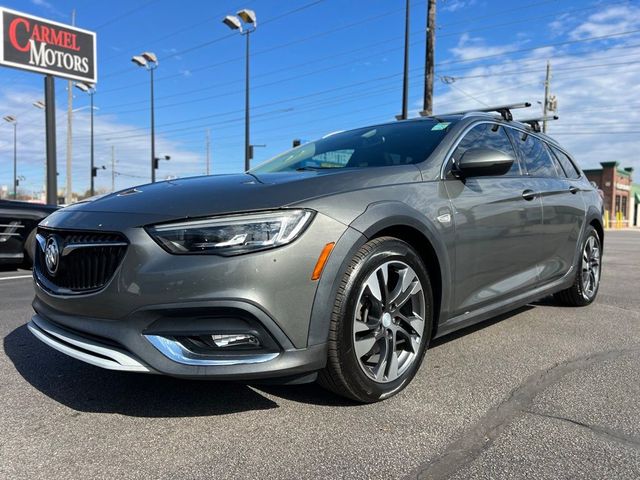 2018 Buick Regal TourX Essence