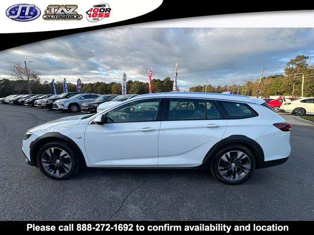 2018 Buick Regal TourX Essence