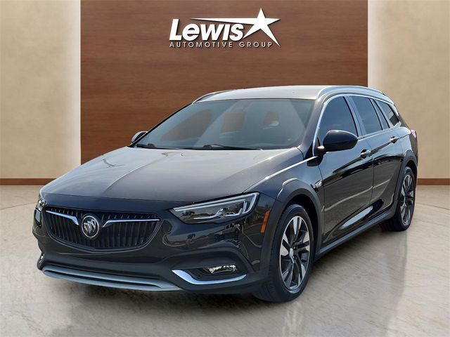 2018 Buick Regal TourX Essence