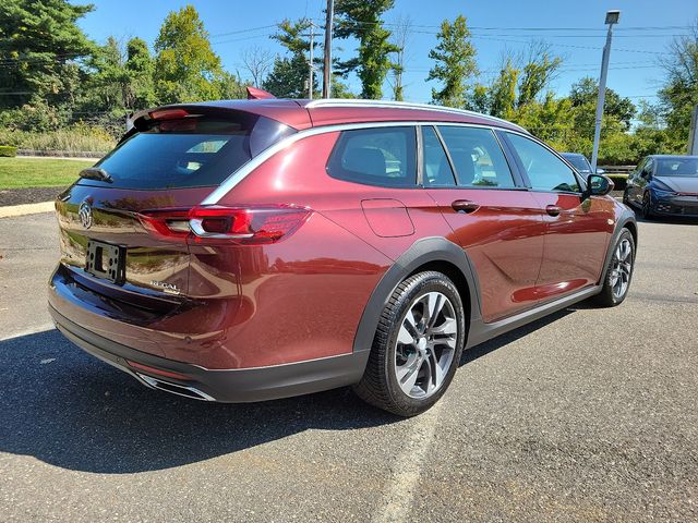 2018 Buick Regal TourX Essence