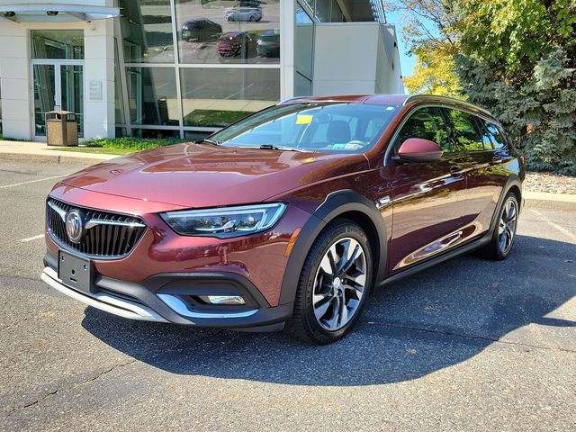 2018 Buick Regal TourX Essence