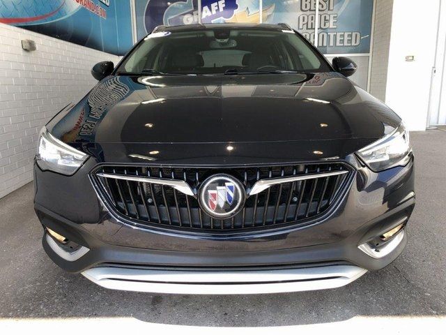 2018 Buick Regal TourX Essence