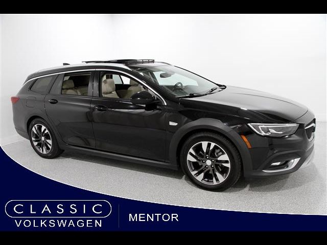 2018 Buick Regal TourX Essence