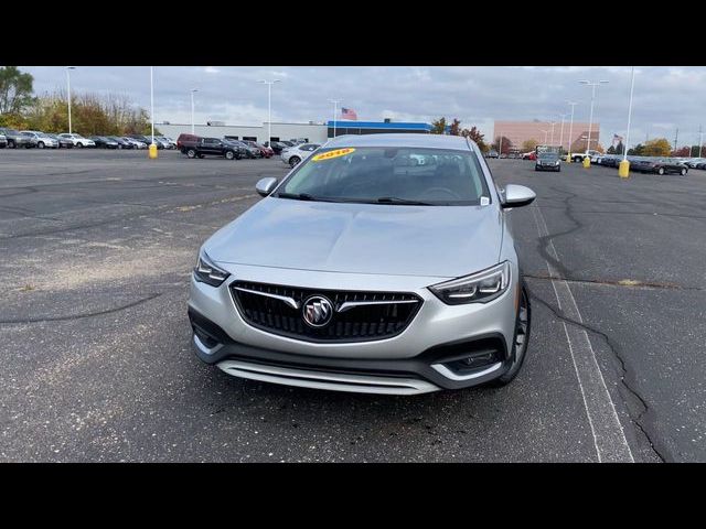 2018 Buick Regal TourX Essence