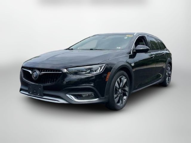 2018 Buick Regal TourX Essence
