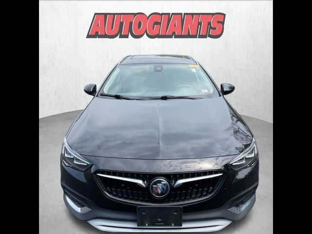 2018 Buick Regal TourX Essence