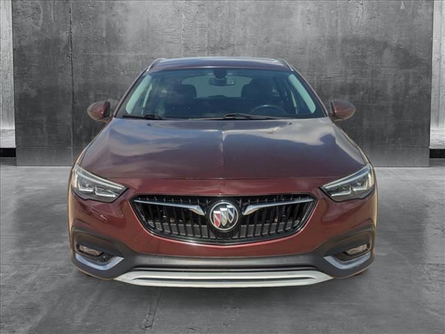 2018 Buick Regal TourX Essence