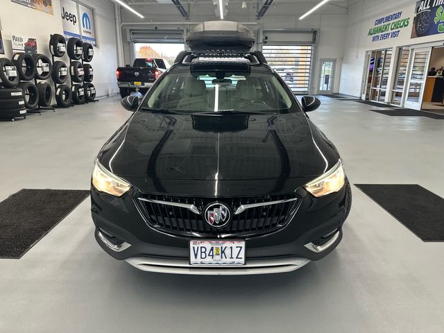 2018 Buick Regal TourX Essence