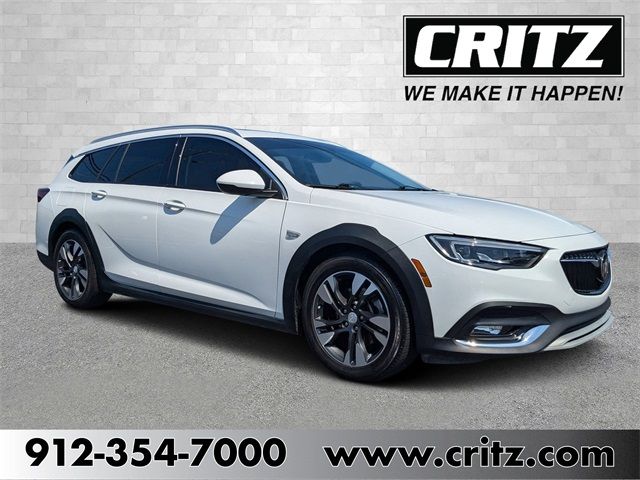 2018 Buick Regal TourX Essence