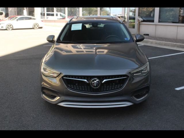 2018 Buick Regal TourX Essence