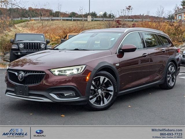 2018 Buick Regal TourX Essence