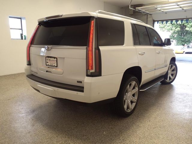 2018 Cadillac Escalade Luxury