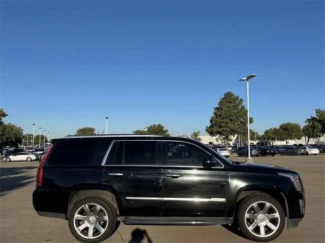 2018 Cadillac Escalade Luxury