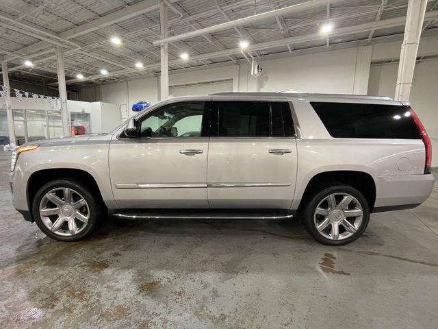 2018 Cadillac Escalade ESV Luxury