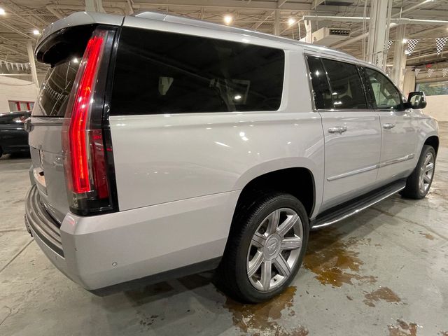 2018 Cadillac Escalade ESV Luxury