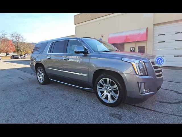 2018 Cadillac Escalade ESV Luxury