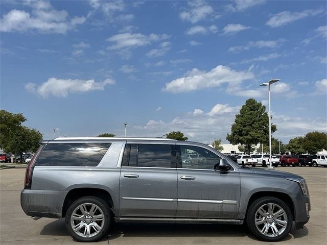 2018 Cadillac Escalade ESV Platinum