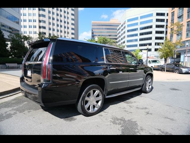 2018 Cadillac Escalade ESV Premium Luxury