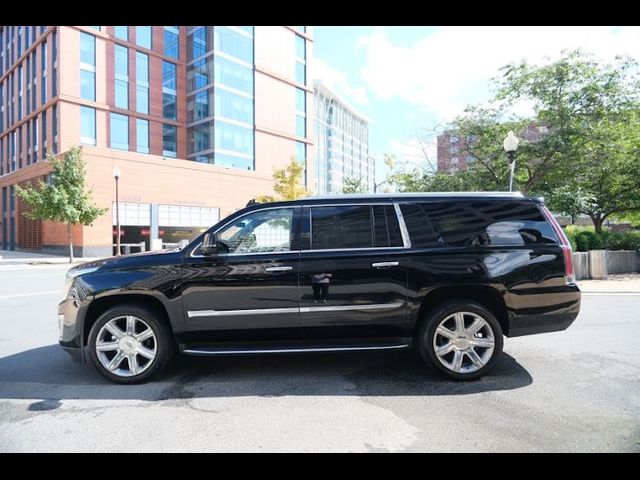 2018 Cadillac Escalade ESV Premium Luxury