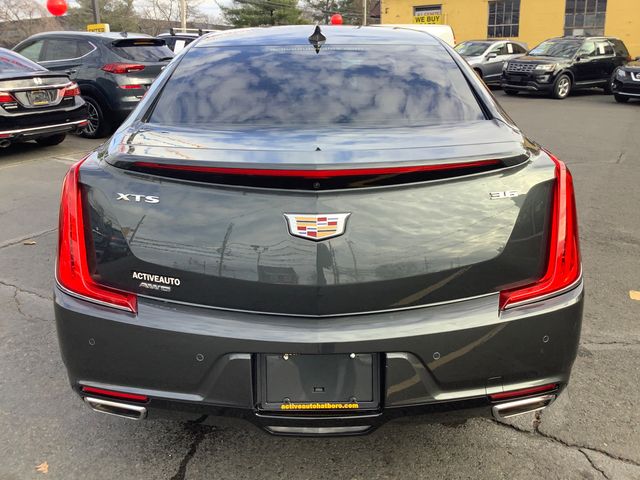 2018 Cadillac XTS Luxury