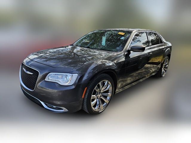 2018 Chrysler 300 Touring L