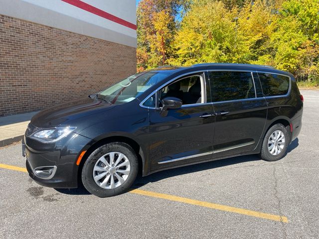 2018 Chrysler Pacifica Touring-L