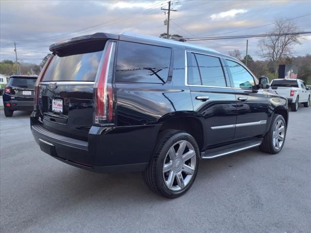 2018 Cadillac Escalade Luxury