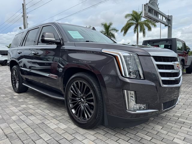 2018 Cadillac Escalade Luxury