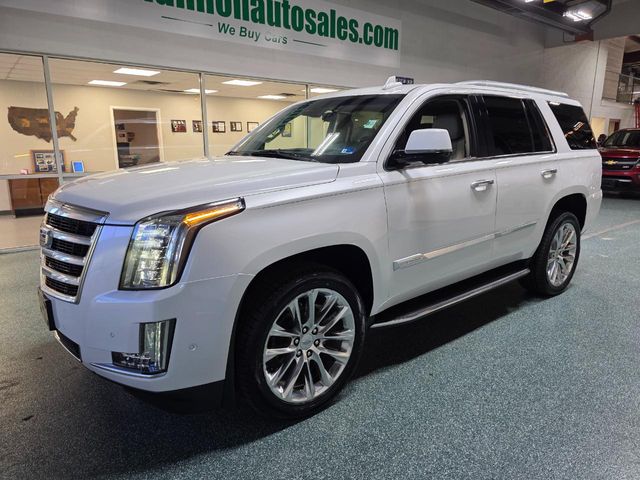 2018 Cadillac Escalade Luxury