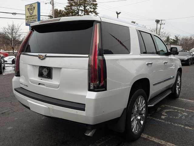 2018 Cadillac Escalade Luxury