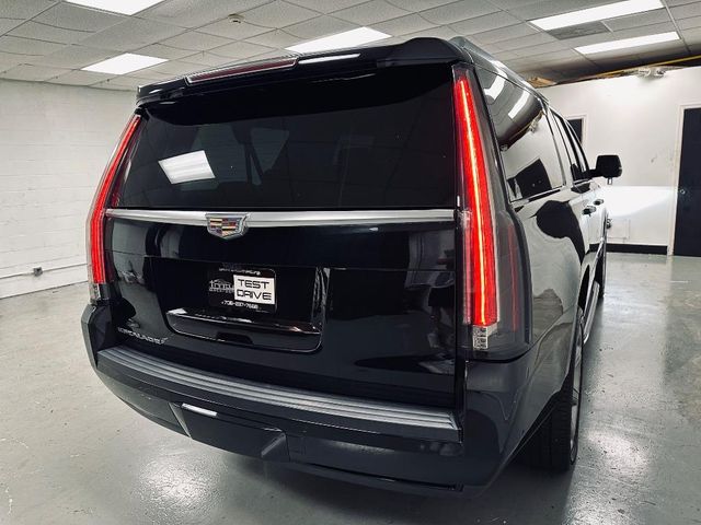 2018 Cadillac Escalade ESV Luxury