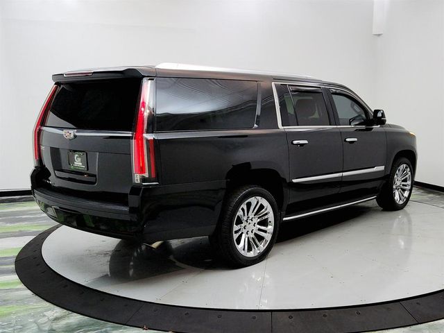 2018 Cadillac Escalade ESV Luxury