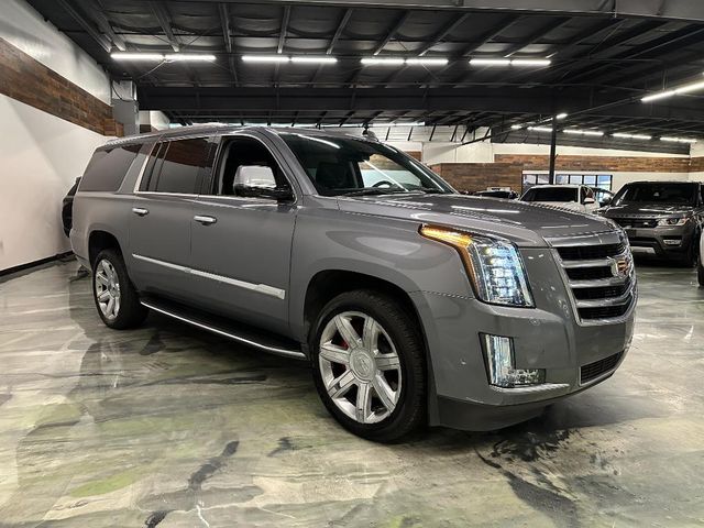 2018 Cadillac Escalade ESV Luxury