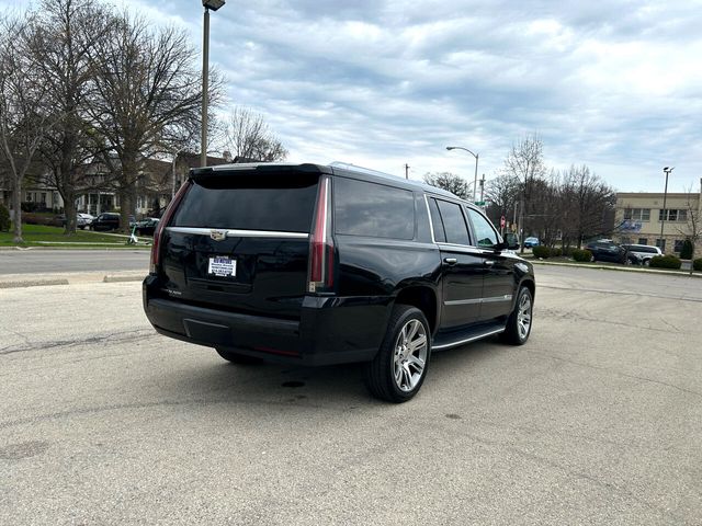 2018 Cadillac Escalade ESV Luxury