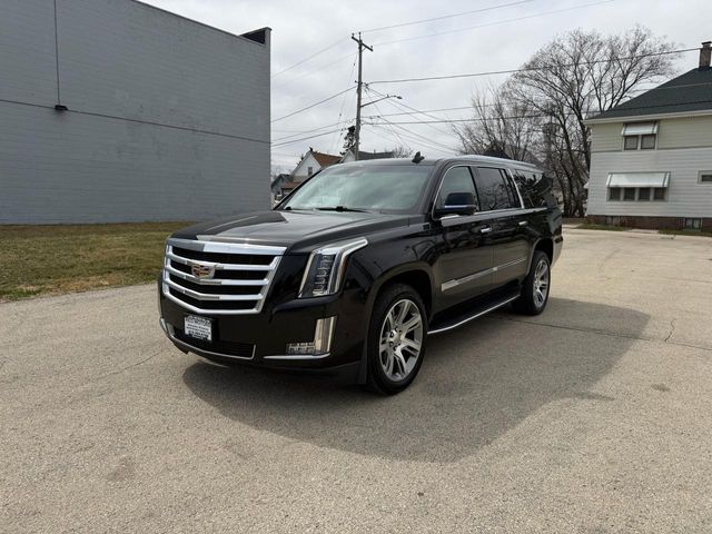 2018 Cadillac Escalade ESV Luxury