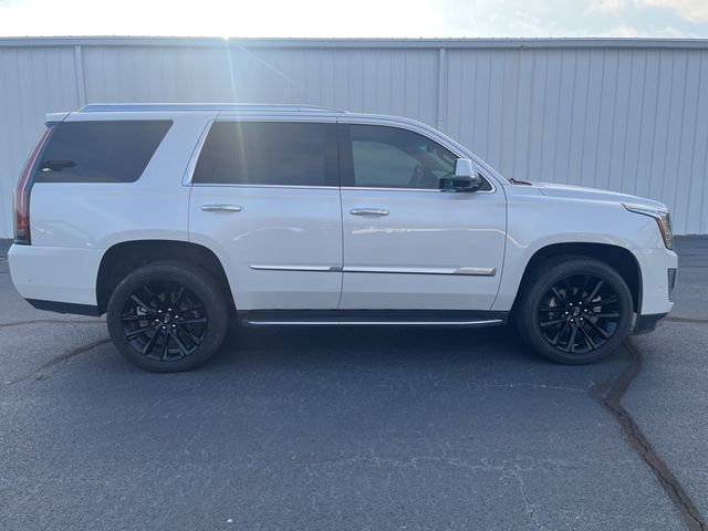 2018 Cadillac Escalade Luxury