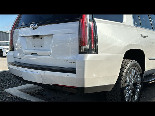 2018 Cadillac Escalade Luxury