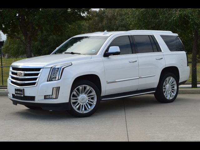 2018 Cadillac Escalade Luxury