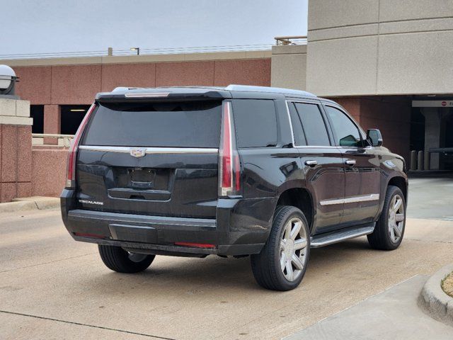 2018 Cadillac Escalade Luxury