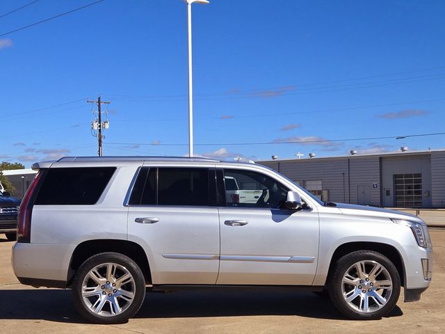 2018 Cadillac Escalade Luxury