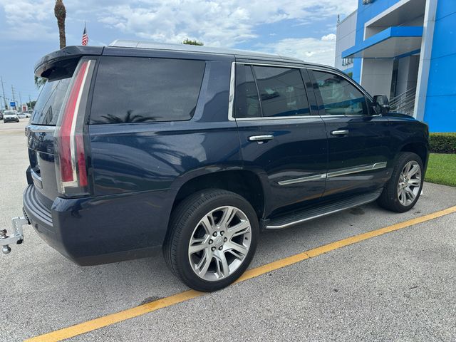 2018 Cadillac Escalade Luxury