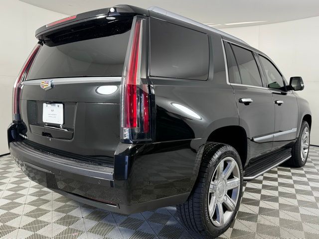 2018 Cadillac Escalade Luxury