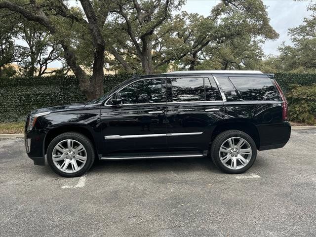 2018 Cadillac Escalade Luxury