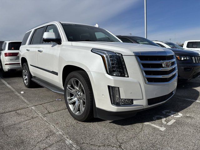 2018 Cadillac Escalade Luxury