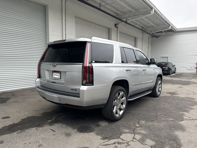 2018 Cadillac Escalade Luxury