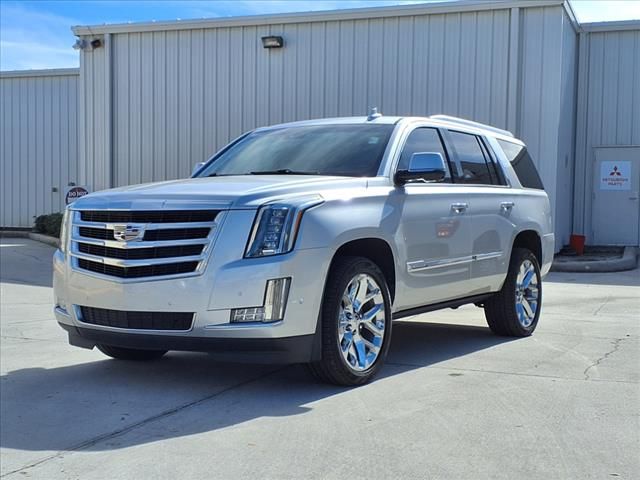 2018 Cadillac Escalade Luxury